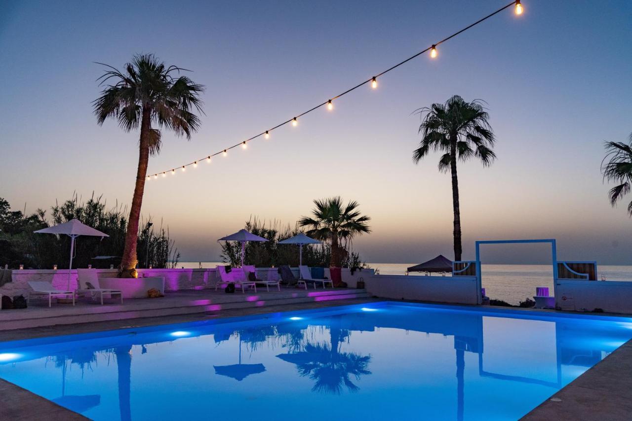 Thalasses Villa *