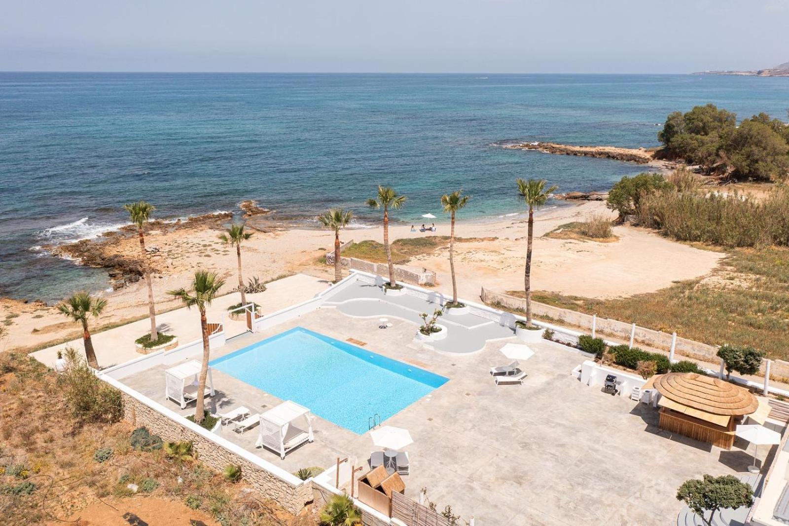 Thalasses Villa Adelianos Kampos